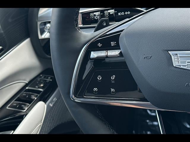 2025 Cadillac LYRIQ Sport 2