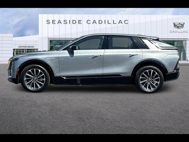 2025 Cadillac LYRIQ Sport 2