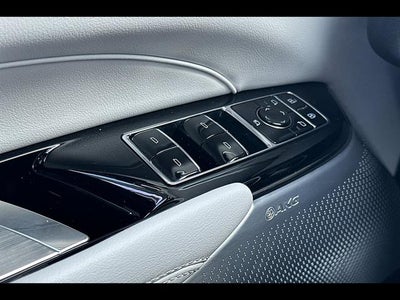 2025 Cadillac LYRIQ Sport 2