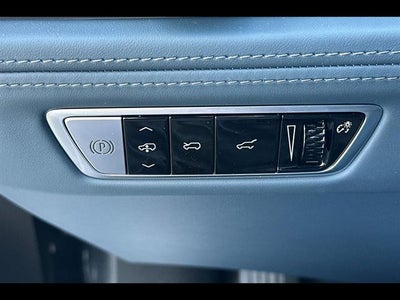 2026 Cadillac ESCALADE IQL Premium Sport
