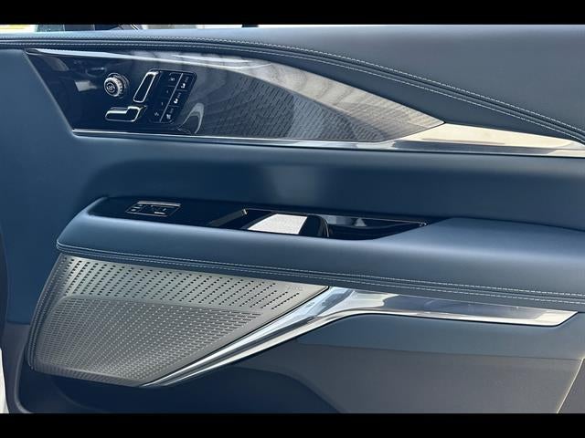 2025 Cadillac ESCALADE IQ Luxury 2