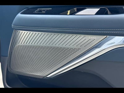 2025 Cadillac ESCALADE IQ Luxury 2