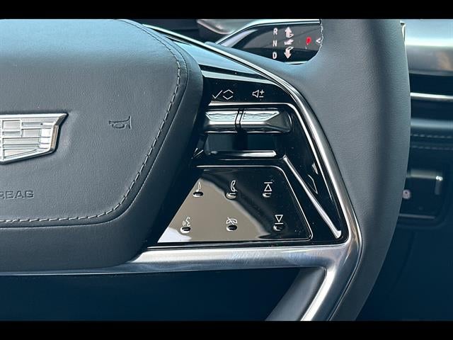 2025 Cadillac ESCALADE IQ Luxury 2