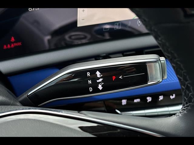 2025 Cadillac OPTIQ Luxury 2