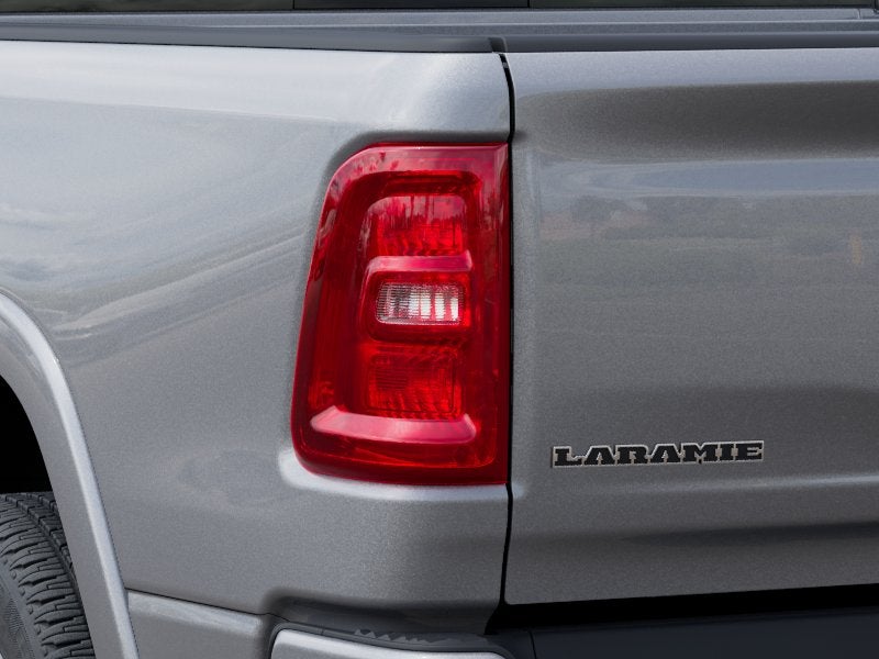 2025 RAM Ram 1500 RAM 1500 LARAMIE CREW CAB 4X4 5'7' BOX