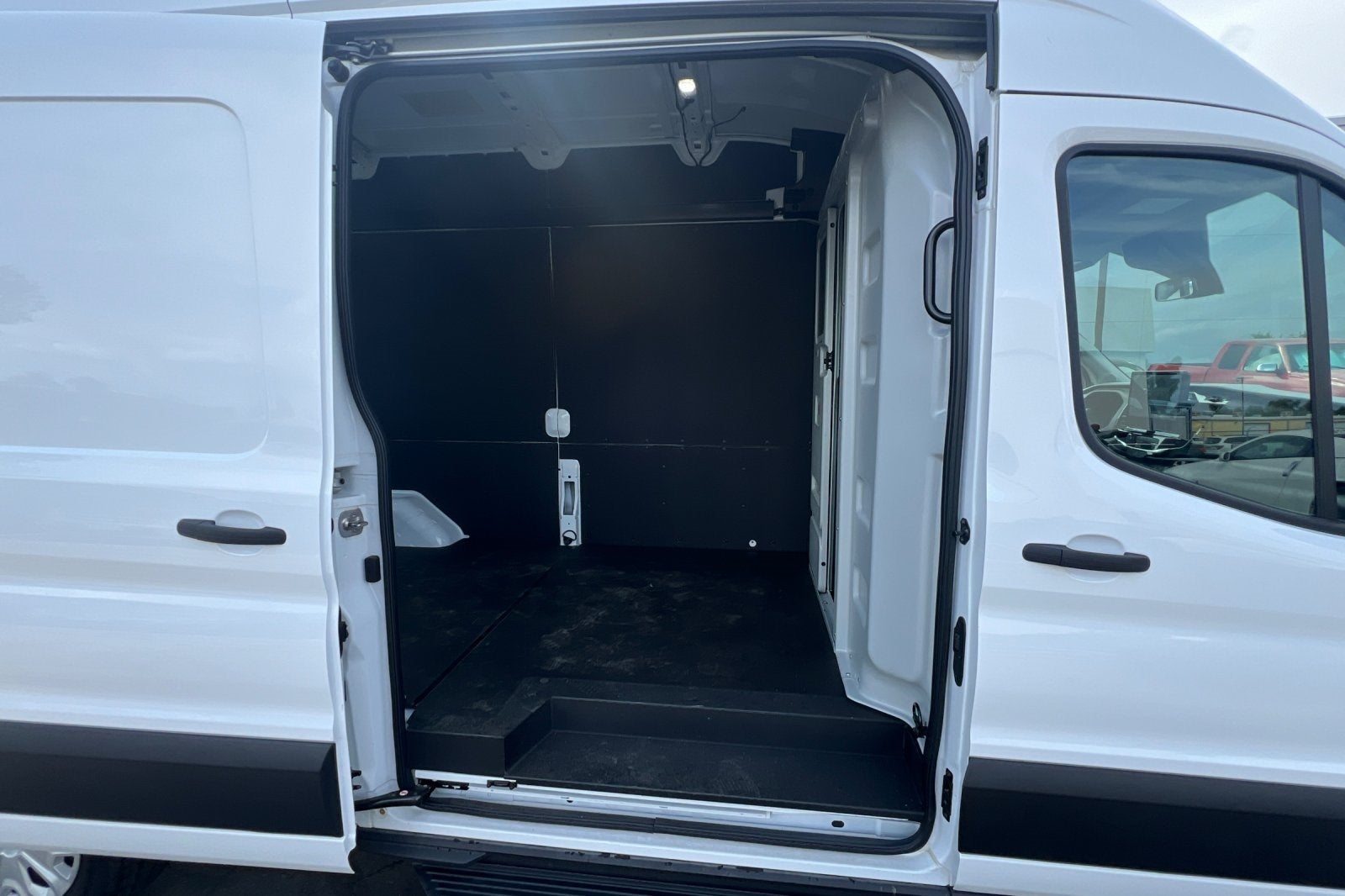 2023 Ford E-Transit-350 Base