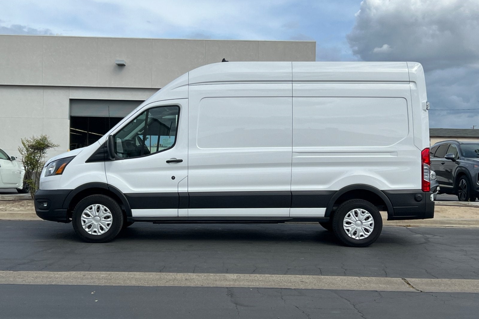 2023 Ford E-Transit-350 Base