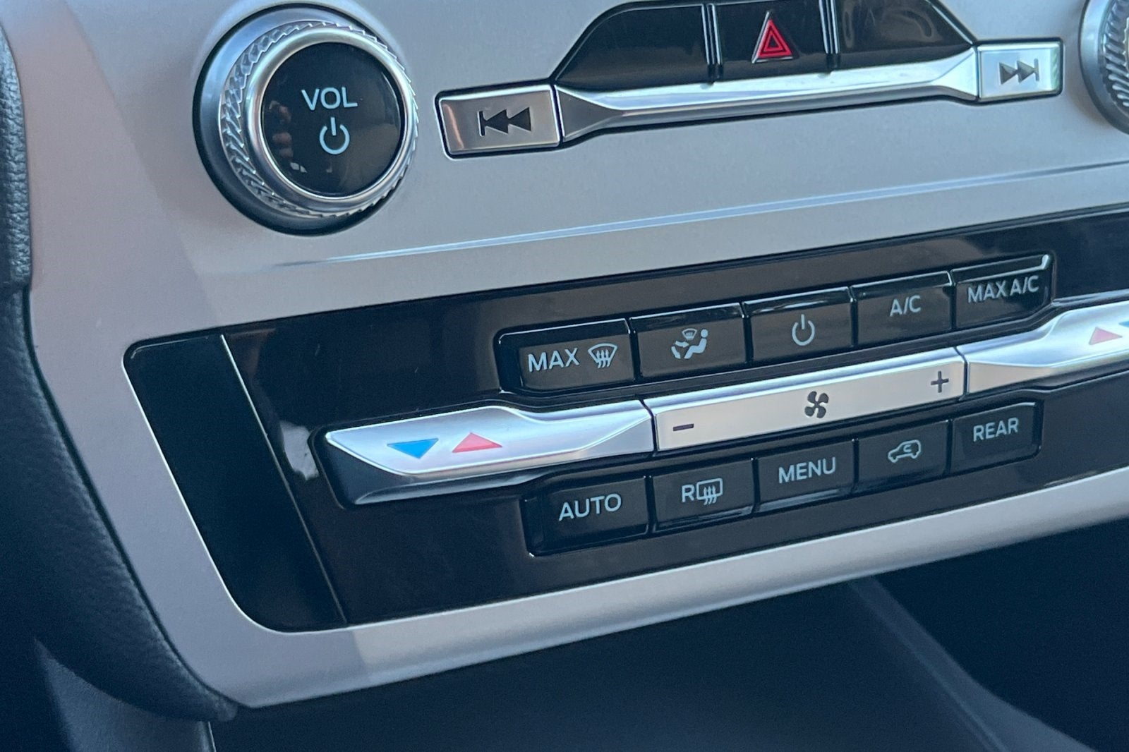 2021 Ford Explorer Base