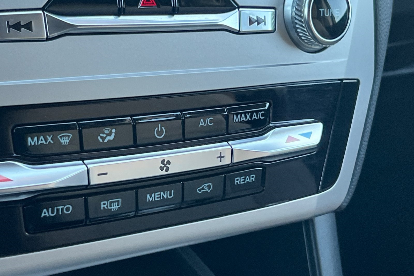 2021 Ford Explorer Base