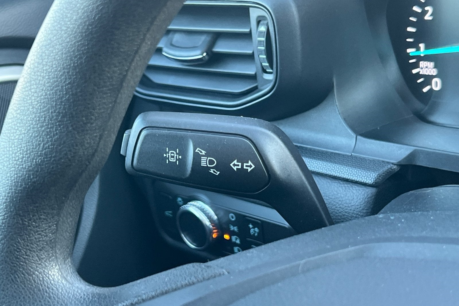 2021 Ford Explorer Base