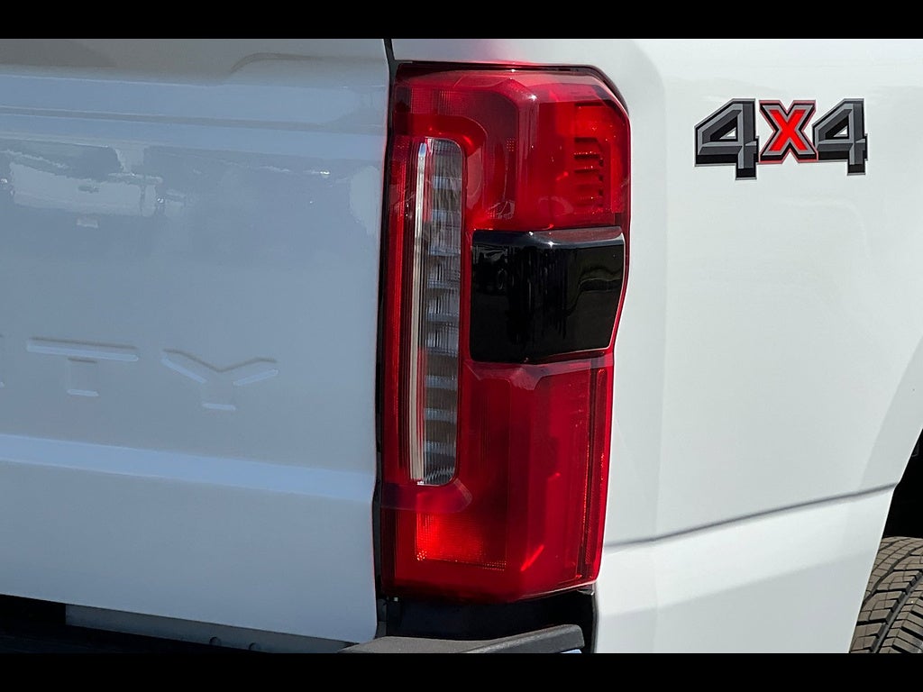 2025 Ford F-350 XLT