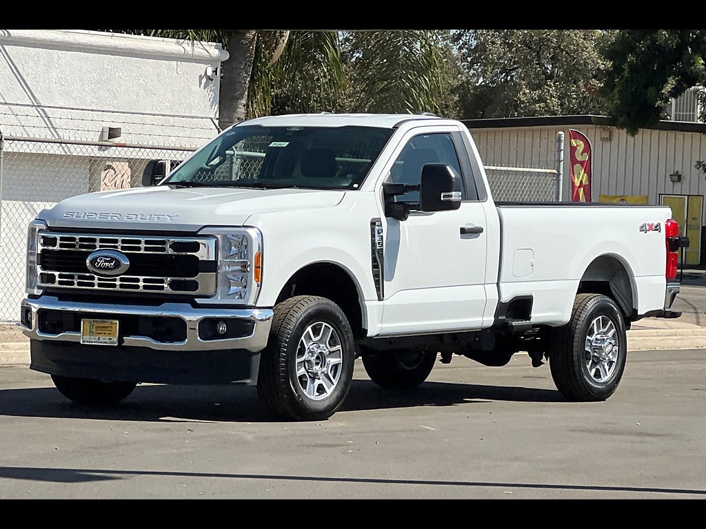 2025 Ford F-350 XLT