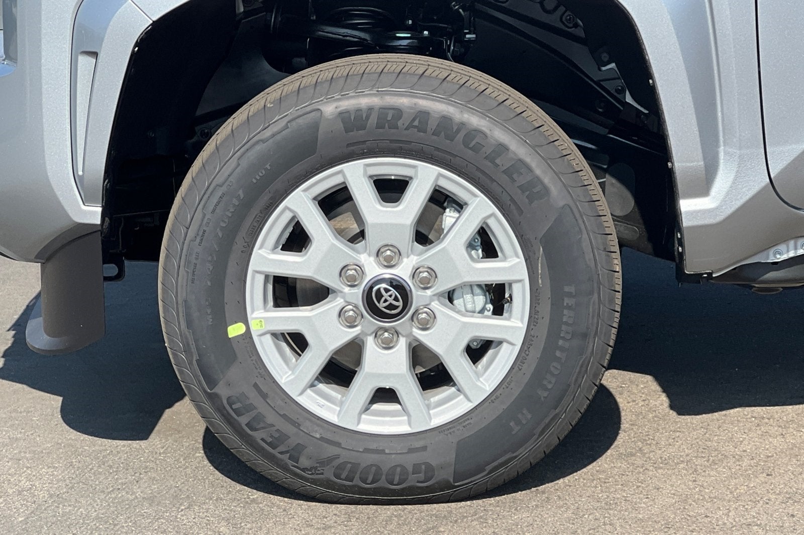 2025 Toyota Tacoma SR5