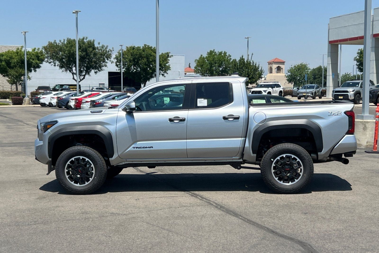 2026 Toyota Tacoma i-FORCE MAX TRD Off-Road i-FORCE MAX