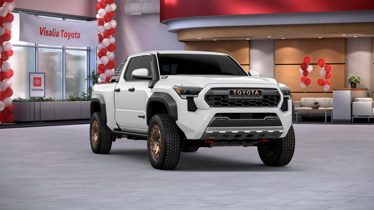 2026 Toyota Tacoma i-FORCE MAX Trailhunter