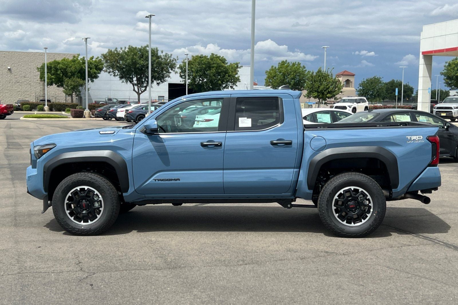 2026 Toyota Tacoma i-FORCE MAX TRD Off-Road i-FORCE MAX