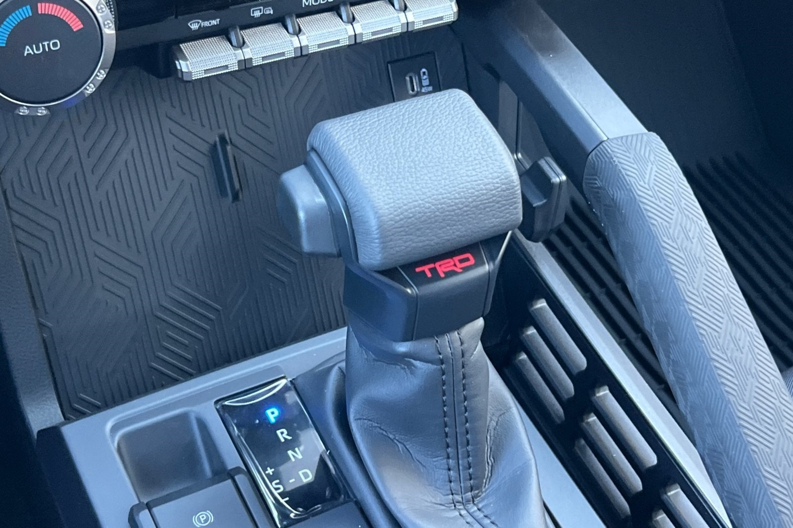 2026 Toyota Tacoma i-FORCE MAX TRD Off-Road i-FORCE MAX