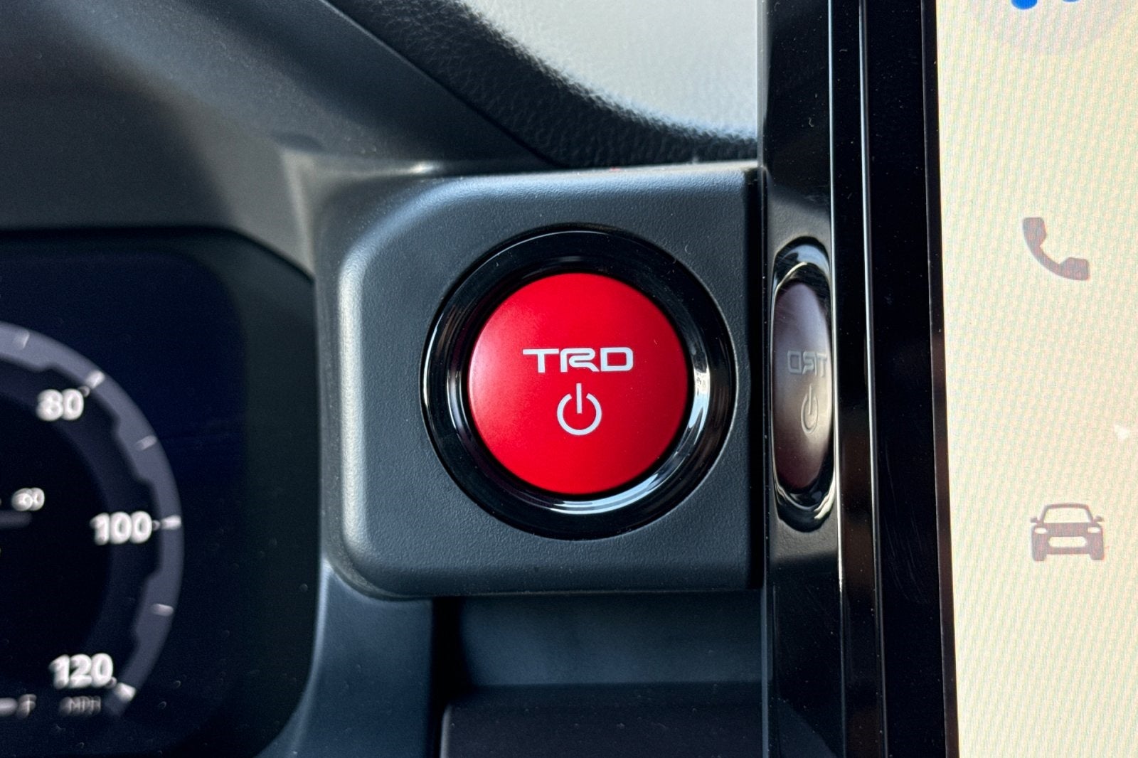 2025 Toyota Tacoma i-FORCE MAX TRD Off-Road i-FORCE MAX