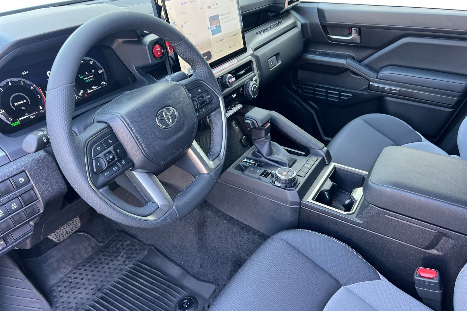 2026 Toyota Tacoma i-FORCE MAX TRD Off-Road i-FORCE MAX