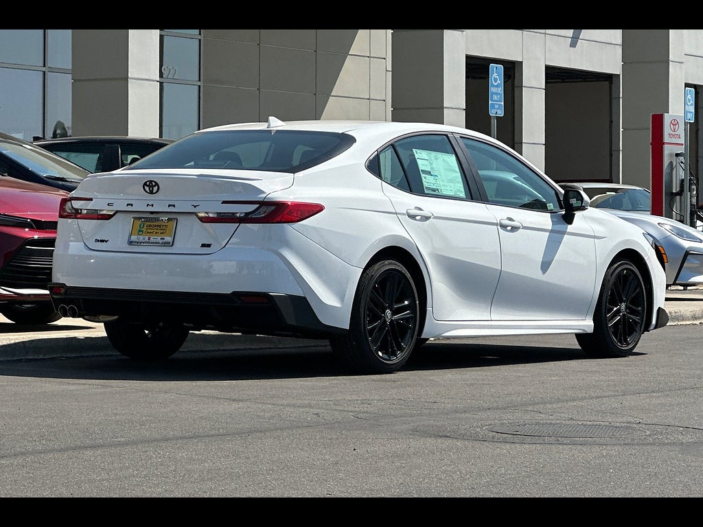 2026 Toyota Camry SE