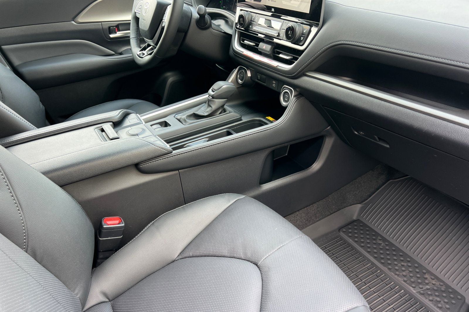 2026 Toyota Grand Highlander Hybrid Hybrid Nightshade