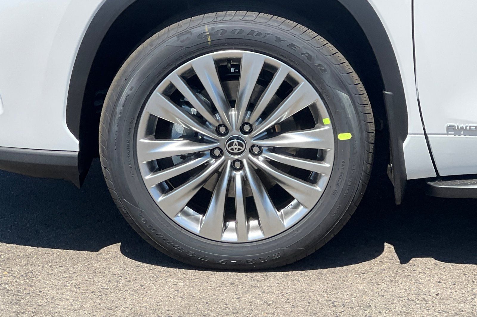 2026 Toyota Highlander Hybrid Hybrid Platinum