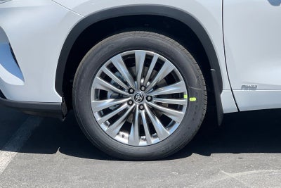 2026 Toyota Highlander Hybrid Hybrid Platinum