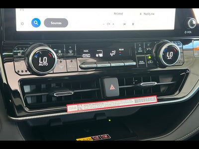2026 Toyota Highlander Hybrid Platinum