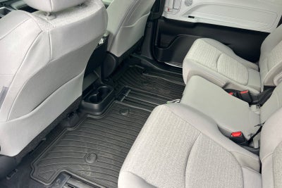 2026 Toyota Sienna LE 8 Passenger