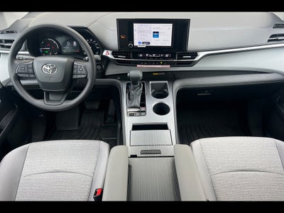 2026 Toyota Sienna LE