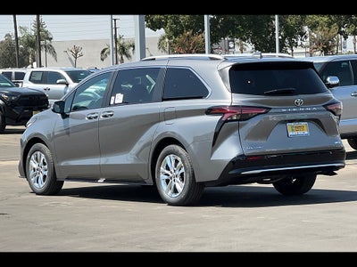 2026 Toyota Sienna Limited