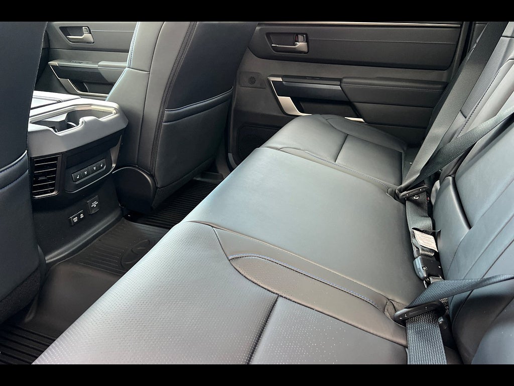 2026 Toyota Tundra i-FORCE MAX Platinum i-FORCE MAX