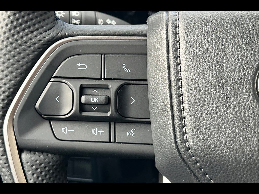 2026 Toyota Tundra i-FORCE MAX Platinum i-FORCE MAX