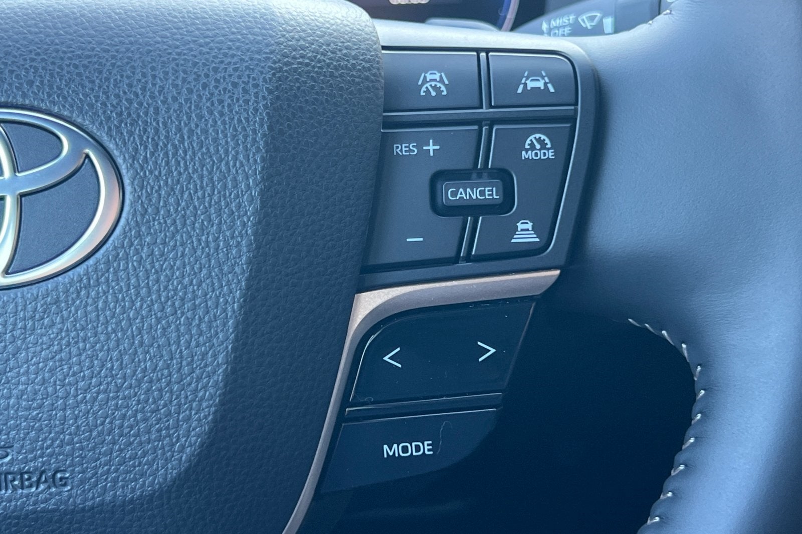 2026 Toyota Toyota Crown Signia XLE