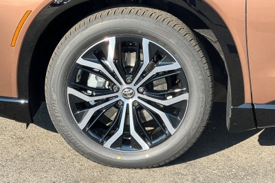 2026 Toyota Toyota Crown Signia XLE