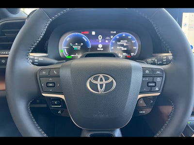 2026 Toyota Toyota Crown Signia Limited