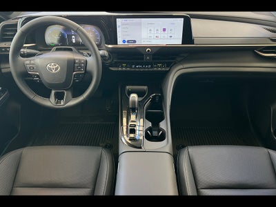 2026 Toyota Toyota Crown Signia Limited
