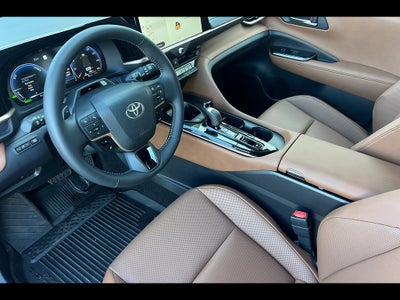 2026 Toyota Toyota Crown Signia Limited