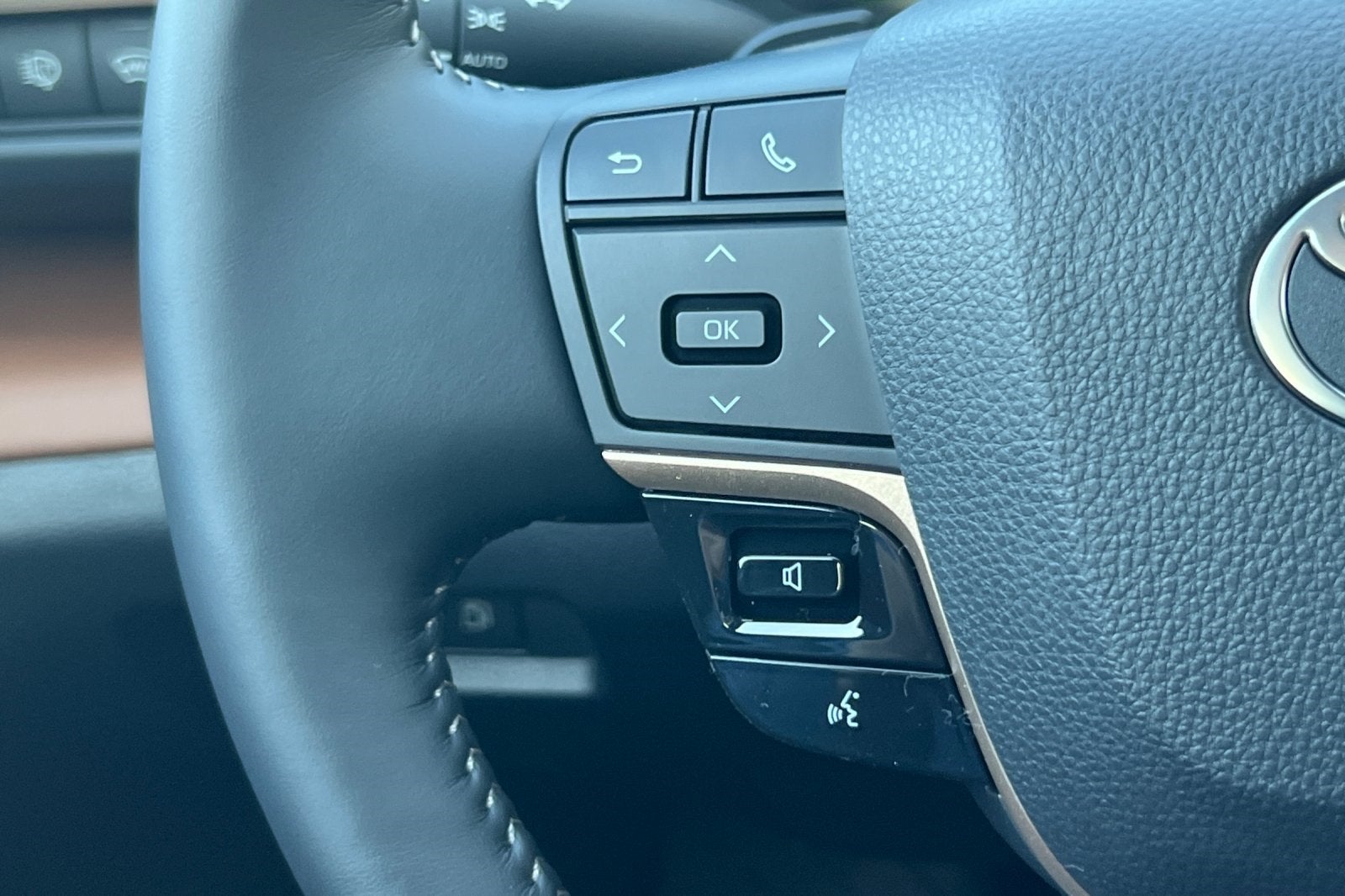 2026 Toyota Toyota Crown Signia XLE