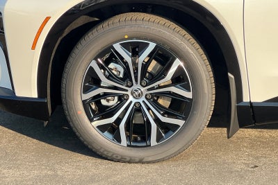 2026 Toyota Toyota Crown Signia XLE