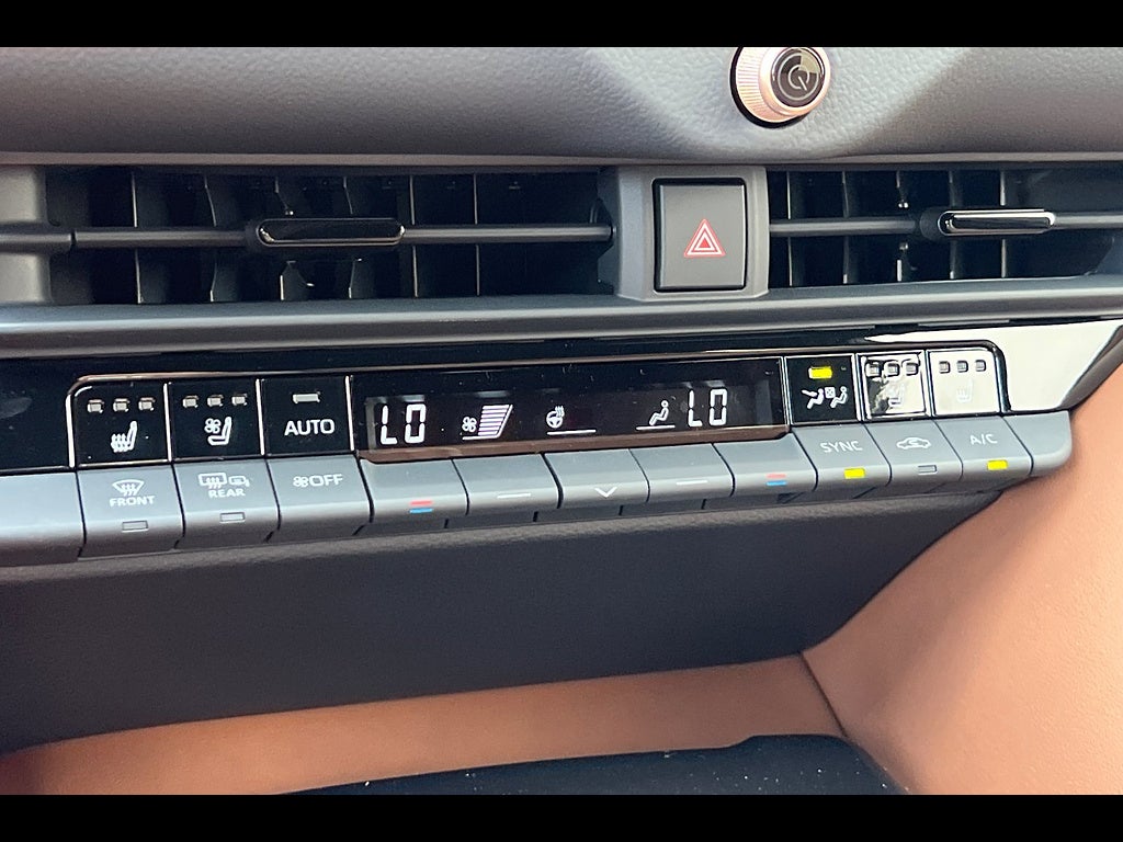 2026 Toyota Toyota Crown Signia XLE