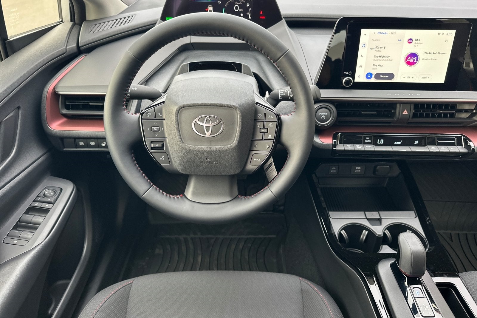 2026 Toyota Prius Plug-in Hybrid SE