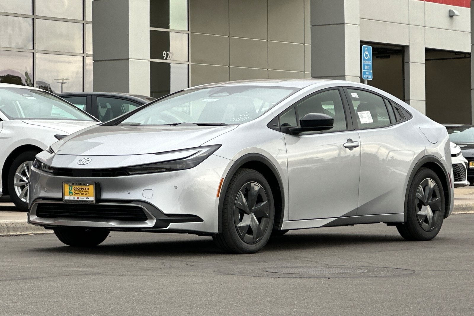 2026 Toyota Prius Plug-in Hybrid SE