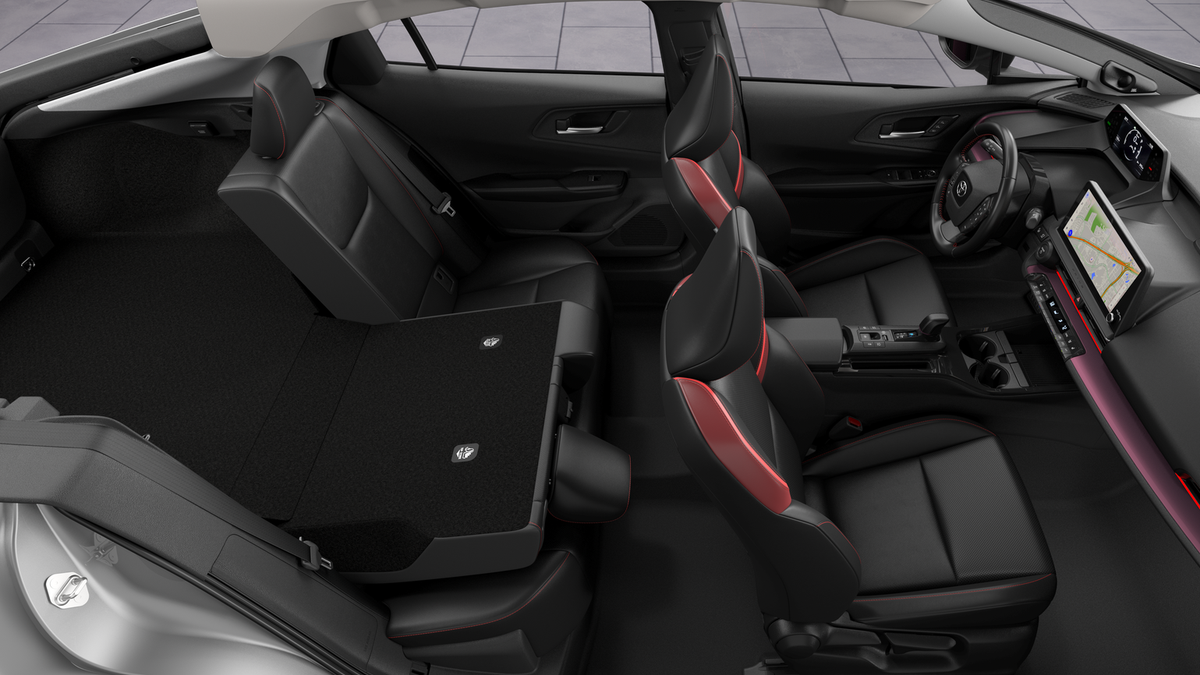 2027 Toyota Prius Plug-in Hybrid XSE Premium