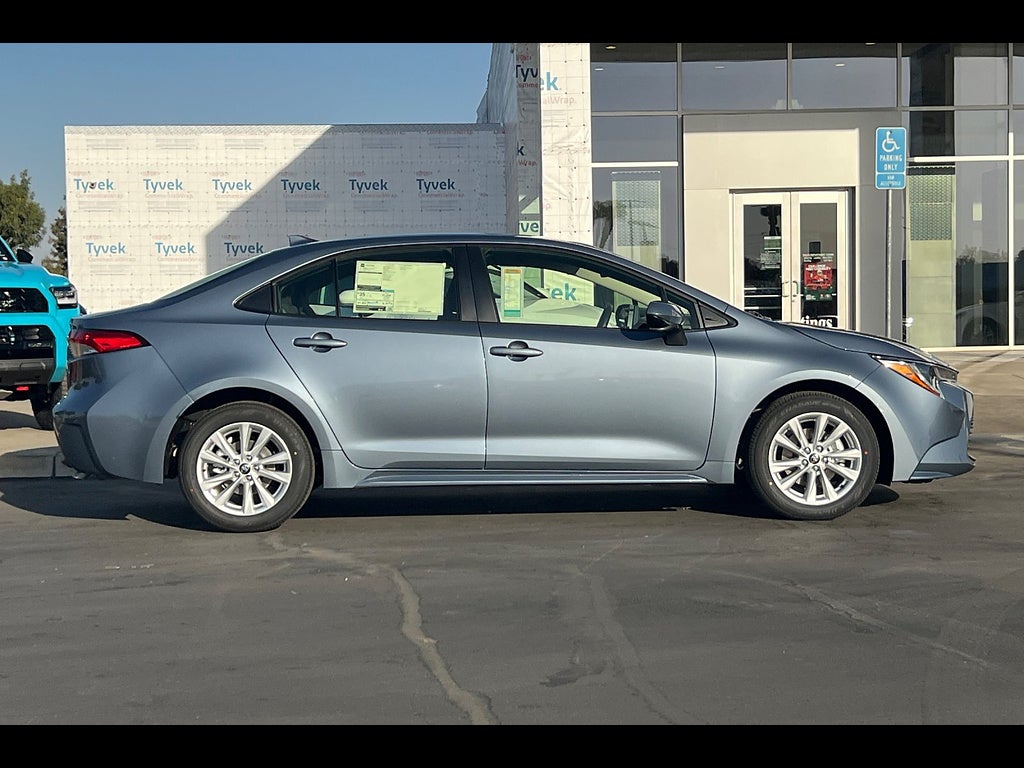 2027 Toyota Corolla LE