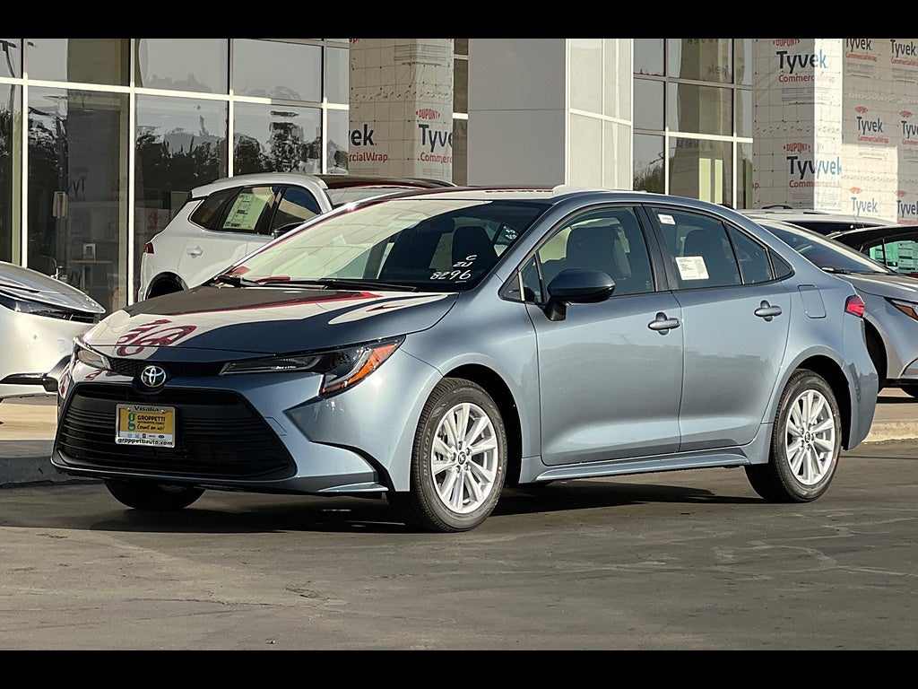 2027 Toyota Corolla LE