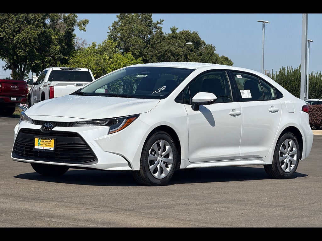 2026 Toyota Corolla LE