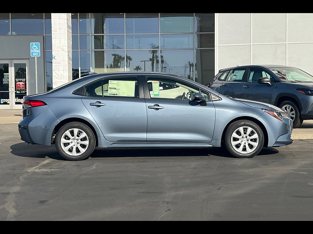 2027 Toyota Corolla LE