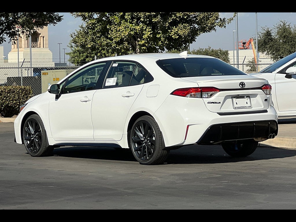 2027 Toyota Corolla SE