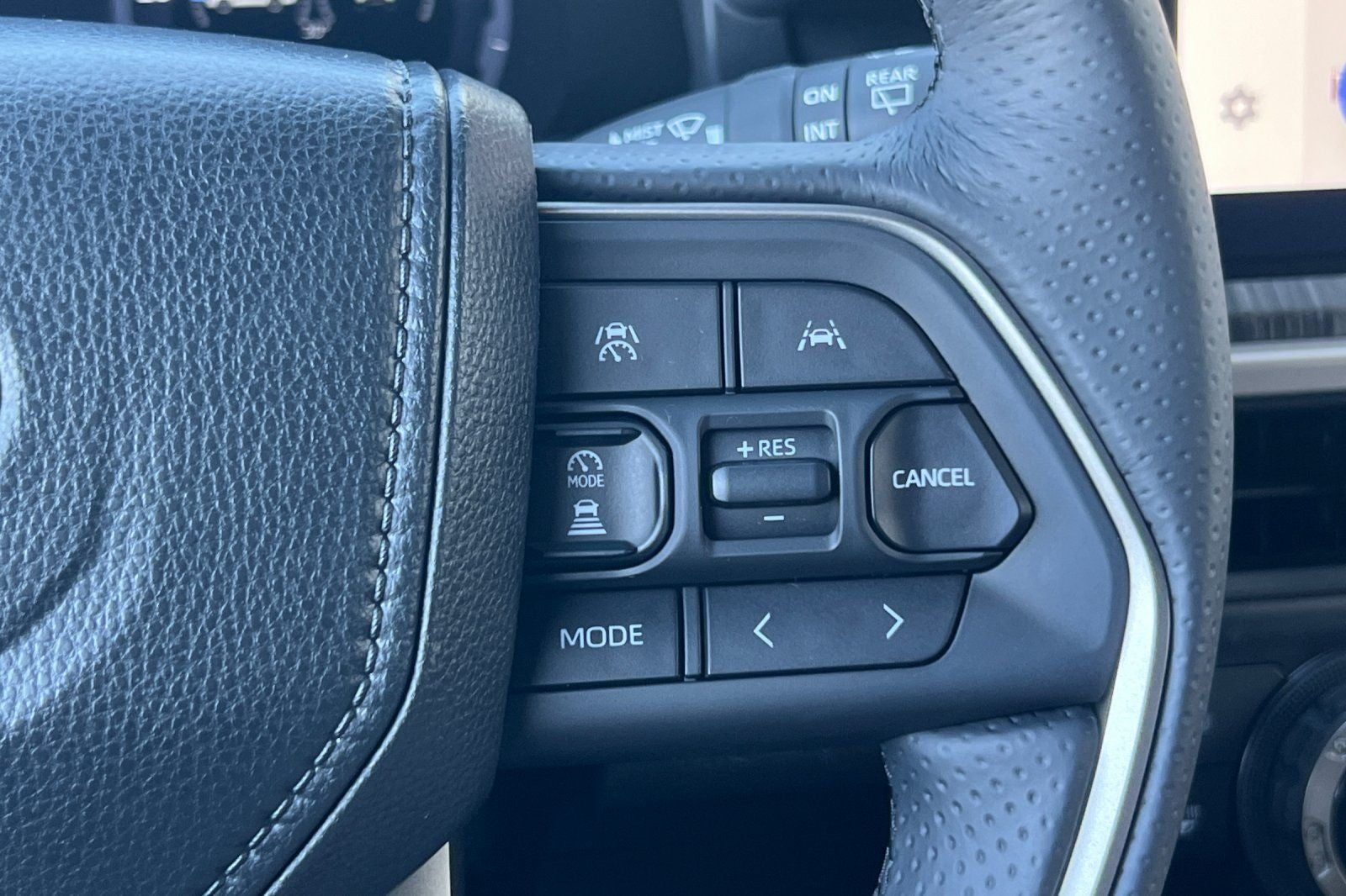 2026 Toyota 4Runner i-FORCE MAX Platinum